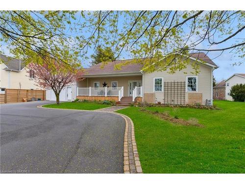 199 Niagara Street, Niagara-On-The-Lake, ON - Outdoor With Deck Patio Veranda With Facade