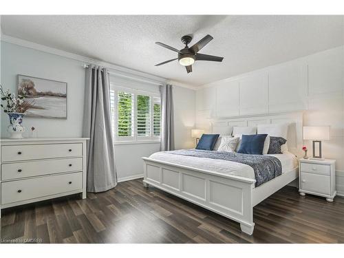 2278 Grand Oak Trail, Oakville, ON - Indoor Photo Showing Bedroom