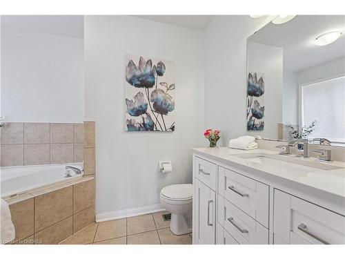 2278 Grand Oak Trail, Oakville, ON - Indoor Photo Showing Bathroom