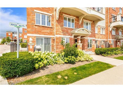 10-51 Hays Boulevard, Oakville, ON - Outdoor With Facade