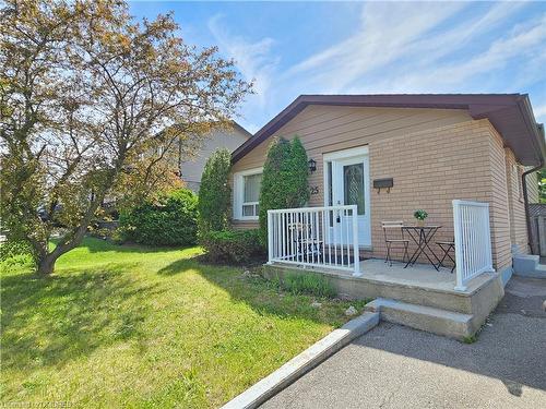 25 Pembroke Street, Hamilton, ON - Outdoor With Deck Patio Veranda