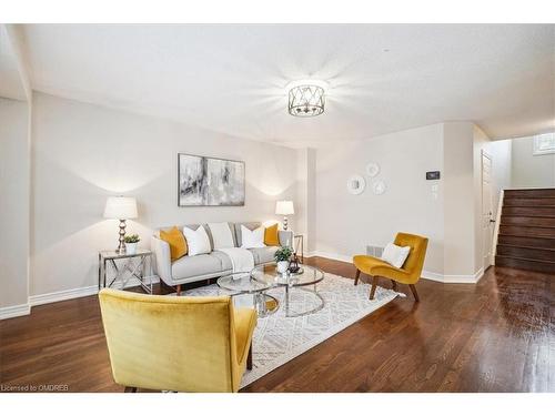 3054 Highvalley Road, Oakville, ON - Indoor Photo Showing Living Room