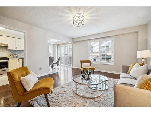 3054 Highvalley Road, Oakville, ON - Indoor Photo Showing Living Room