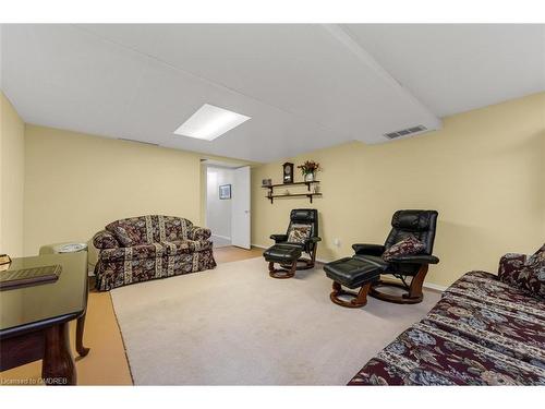 4-165 Main Street E, Grimsby, ON - Indoor Photo Showing Basement