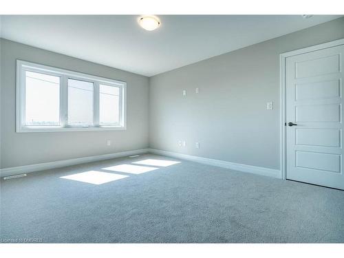 1566 Denison Place, Milton, ON - Indoor Photo Showing Other Room