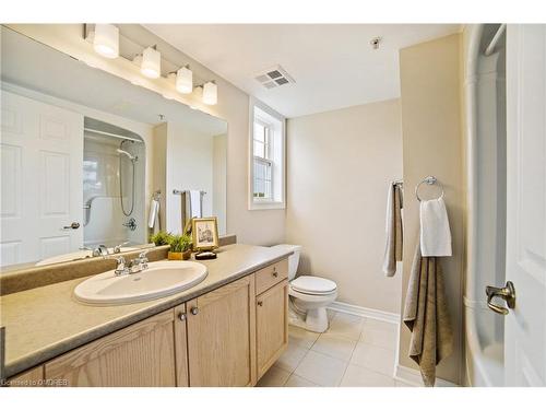 210-1460 Bishops Gate, Oakville, ON - Indoor Photo Showing Bathroom