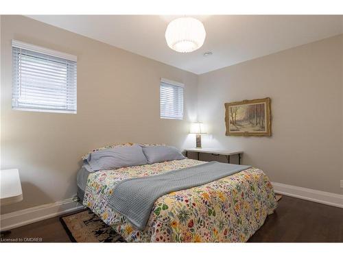 180 Chisholm Street, Oakville, ON - Indoor Photo Showing Bedroom