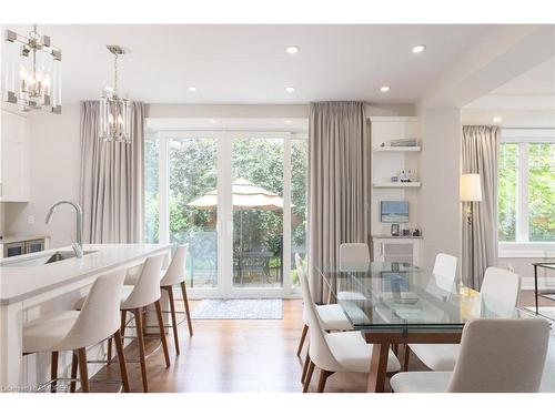 180 Chisholm Street, Oakville, ON - Indoor Photo Showing Dining Room