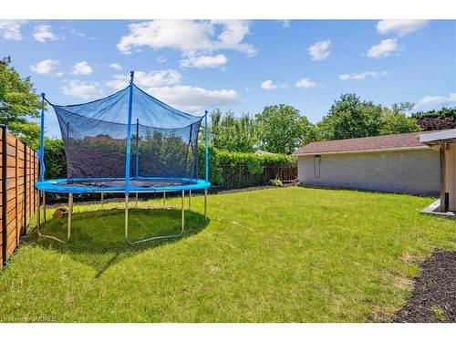 242 Slater Crescent, Oakville, ON - Outdoor