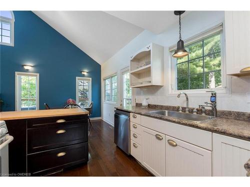 1936 Tiny Beaches Road S, Tiny, ON - Indoor Photo Showing Kitchen