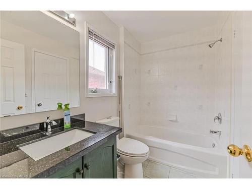 1225 Foxglove Place, Mississauga, ON - Indoor Photo Showing Bathroom