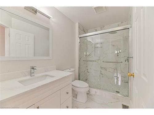 1225 Foxglove Place, Mississauga, ON - Indoor Photo Showing Bathroom