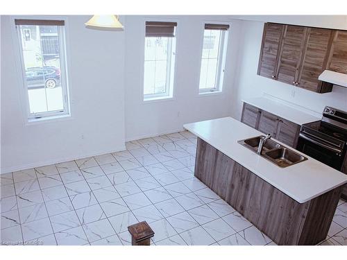 73 Holder Drive, Brantford, ON - Indoor Photo Showing Kitchen With Double Sink