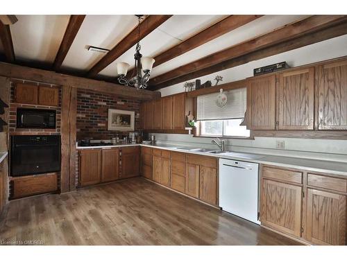 1694 Centre Rd, Carlisle, ON - Indoor Photo Showing Kitchen With Double Sink