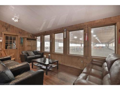 1694 Centre Rd, Carlisle, ON - Indoor Photo Showing Living Room