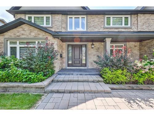 2068 Mississauga Road, Mississauga, ON - Outdoor