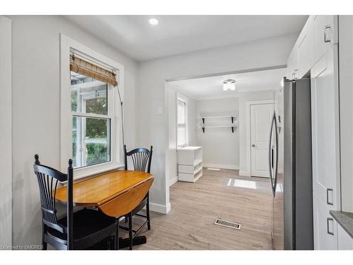 219 Rodgers Road, Hamilton, ON - Indoor Photo Showing Dining Room