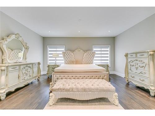 2312 Lyndhurst Drive, Oakville, ON - Indoor Photo Showing Bedroom