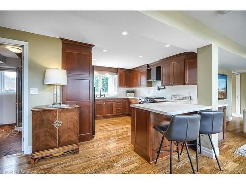 4-75 Maple Avenue South Avenue S, Mississauga, ON - Indoor Photo Showing Kitchen