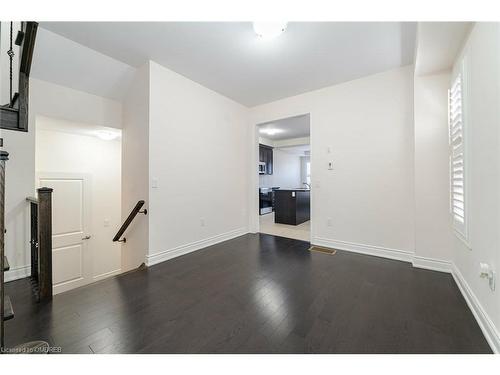 84 Heming Trail, Hamilton, ON - Indoor Photo Showing Other Room