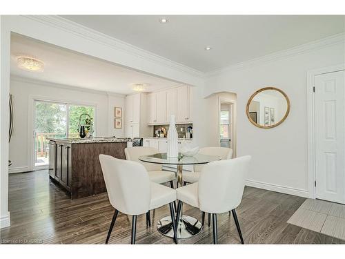 150 West 25Th Street, Hamilton, ON - Indoor Photo Showing Dining Room