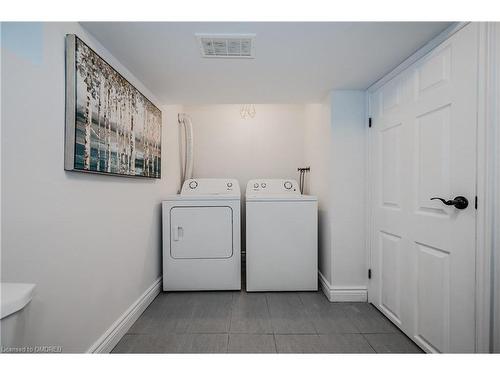 150 West 25Th Street, Hamilton, ON - Indoor Photo Showing Laundry Room