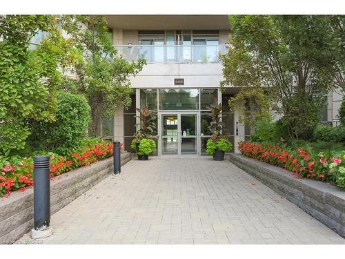 407-2480 Prince Michael Drive, Oakville, ON - Outdoor With Balcony