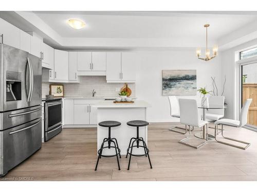 48-4552 Portage Road, Niagara Falls, ON - Indoor Photo Showing Kitchen With Stainless Steel Kitchen