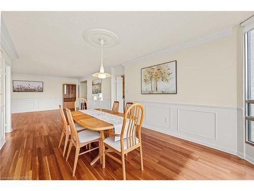 2002-2180 Marine Drive, Oakville, ON - Indoor Photo Showing Dining Room