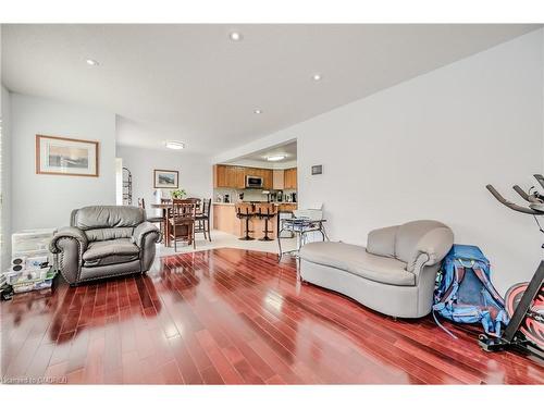 13 Legend Lane, Brampton, ON - Indoor Photo Showing Living Room