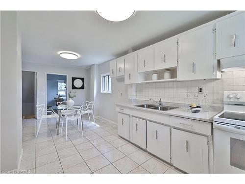 140 West Lodge Avenue, Toronto, ON - Indoor Photo Showing Kitchen With Double Sink