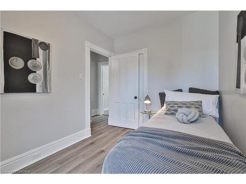 140 West Lodge Avenue, Toronto, ON - Indoor Photo Showing Bedroom