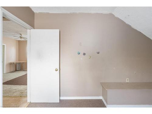 1171 Albert Road, Windsor, ON - Indoor Photo Showing Other Room