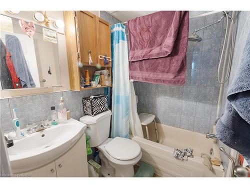 1171 Albert Road, Windsor, ON - Indoor Photo Showing Bathroom