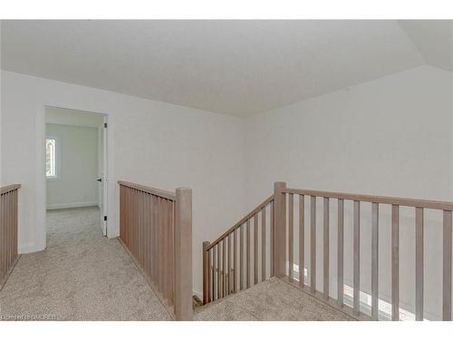 1-242 Mount Pleasant Street, Brantford, ON - Indoor Photo Showing Other Room