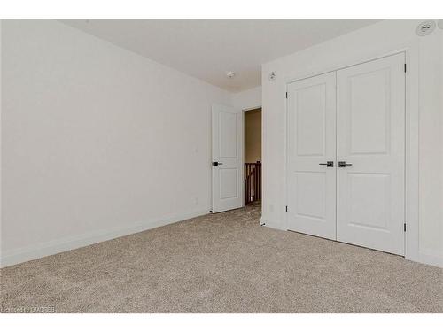 1-242 Mount Pleasant Street, Brantford, ON - Indoor Photo Showing Other Room