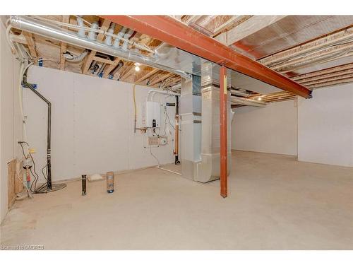 1-242 Mount Pleasant Street, Brantford, ON - Indoor Photo Showing Basement