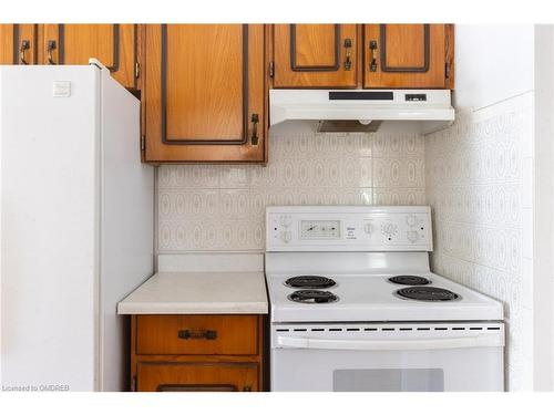 312 Mary Street, Oakville, ON - Indoor Photo Showing Kitchen