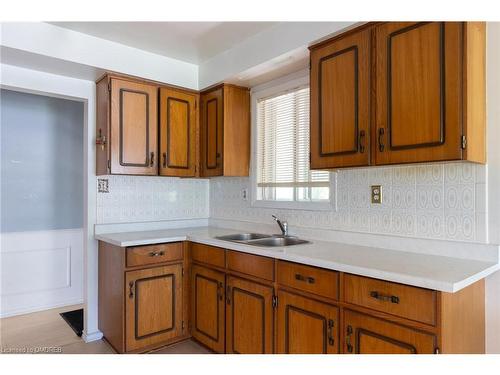 312 Mary Street, Oakville, ON - Indoor Photo Showing Kitchen With Double Sink