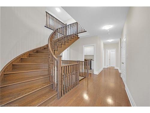 3298 Rattlesnake Path, Oakville, ON - Indoor Photo Showing Other Room