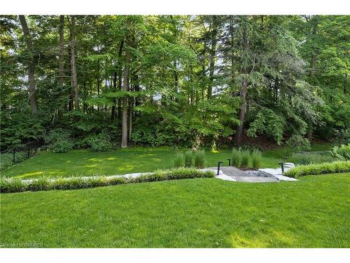 54 Holyrood Avenue, Oakville, ON - Outdoor