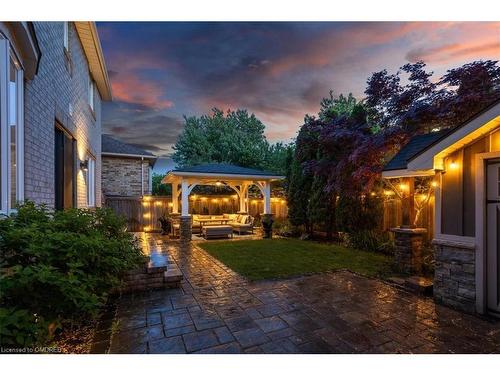 2284 Foxhole Circle, Oakville, ON - Outdoor With Deck Patio Veranda