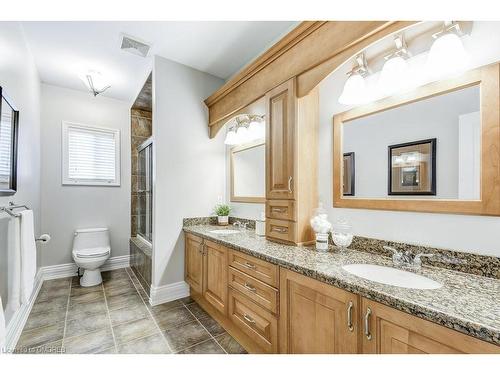 168 Diiorio Circle, Ancaster, ON - Indoor Photo Showing Bathroom