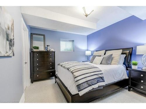 168 Diiorio Circle, Ancaster, ON - Indoor Photo Showing Bedroom