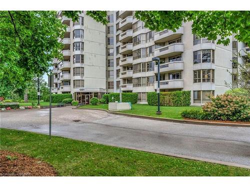 503-1201 North Shore Boulevard, Burlington, ON - Outdoor With Balcony With Facade