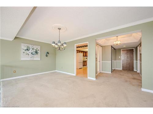 1705-2180 Marine Drive, Oakville, ON - Indoor Photo Showing Other Room