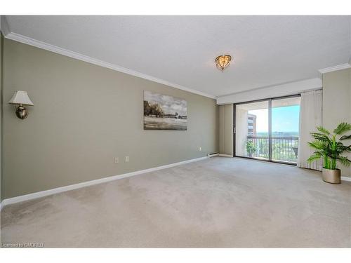 1705-2180 Marine Drive, Oakville, ON - Indoor