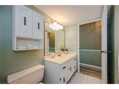 1705-2180 Marine Drive, Oakville, ON - Indoor Photo Showing Bathroom