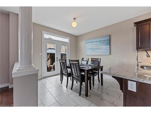 141 Chartwell Circle Circle, Hamilton, ON - Indoor Photo Showing Dining Room