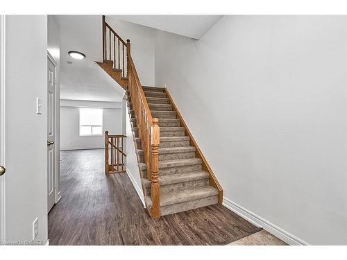 5304 Scotia Street, Burlington, ON - Indoor Photo Showing Other Room